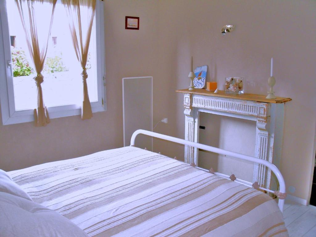 Chambres D'Hotes Vue Mer Entre Plestin Les Greves Et Locquirec 객실 사진
